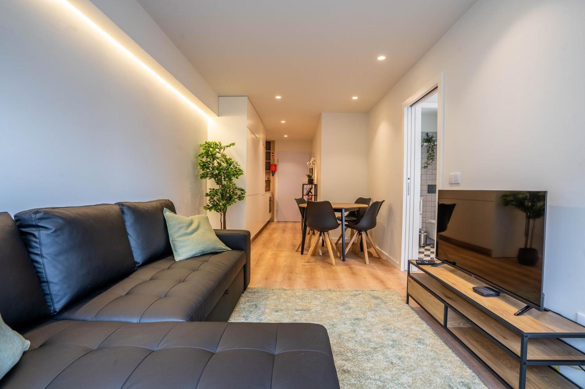 Trindade Bliss: 1Br W/ Free Parking By Lovelystay Porto Eksteriør billede